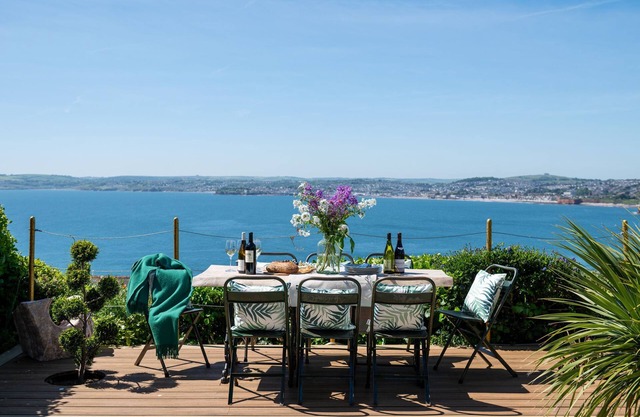 Vane Tower - a house that sleeps 10 guests in 5 bedrooms