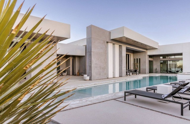 Vanguard by Fieldtrip | 5 Bd Private Luxury with Infinity Pool & Game Room