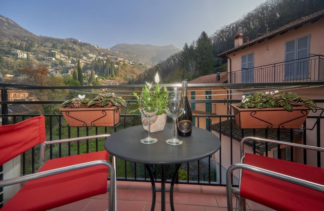 VARENNA DREAM SPACIOUS AND LUMINOUS APARTMENT