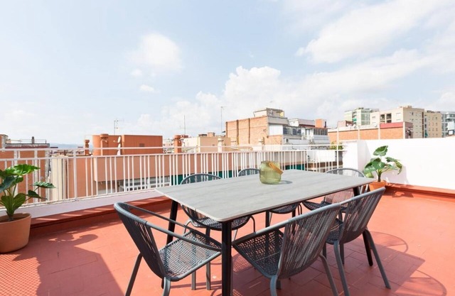 Varios Aptos Barcelona/hospitalet Llobregat, 6pers/apto. Consultar