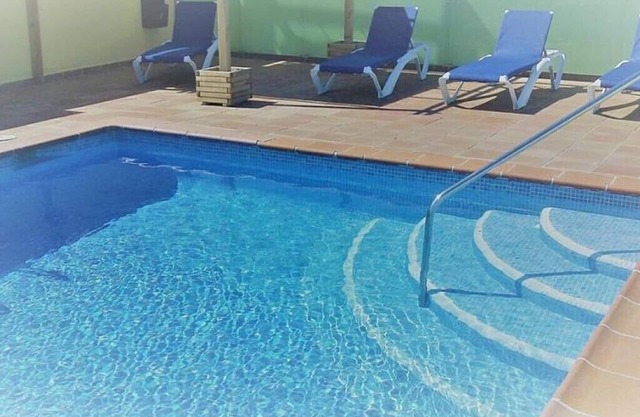 VARIOS APTOS.BARCELONA/HOSPITALET DE LLOBREGAT, 4 people/apt.