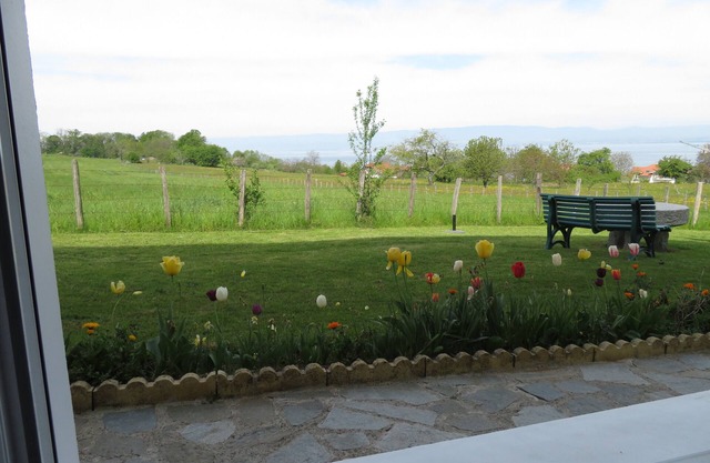 Very nice apartment in Side Villa in Evian Les Bains