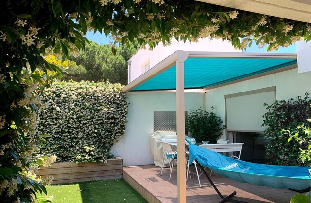Very pretty villa 2 minutes walk from the beach
