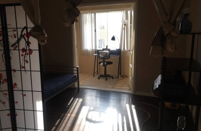 Very spacious 1 bedroom sublet