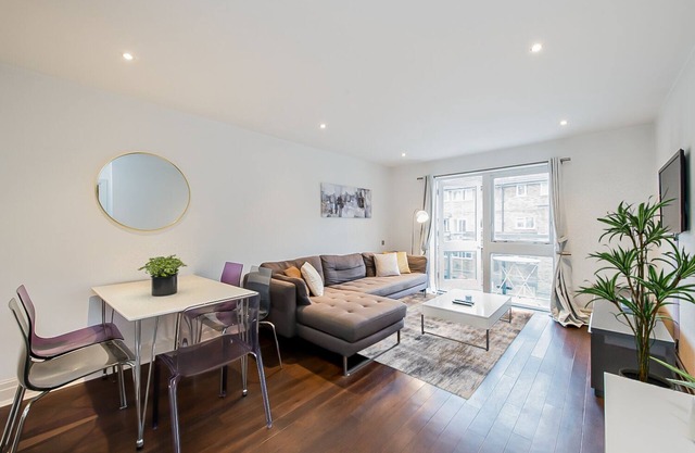 Very Stylish and Modern 2-Bedroom Flat in Shoreditch
