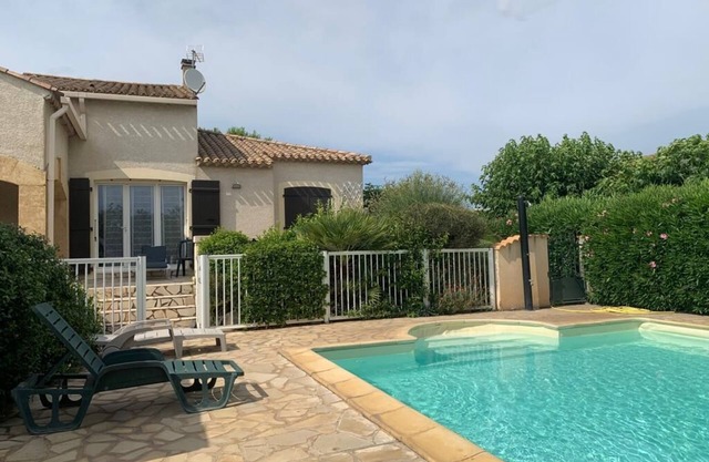 Vias: 4-bedroom vacation villa with private pool.