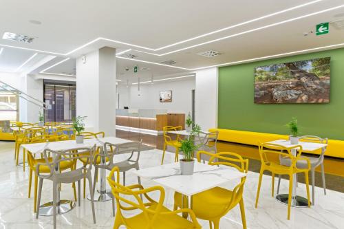 Victor Hotel
