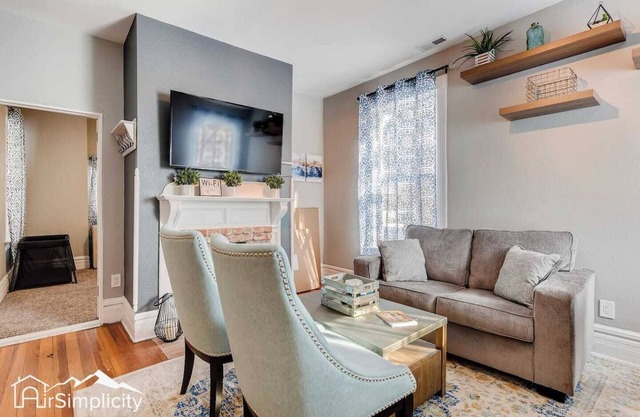 Victorian Duplex Renewed Interiors Walk to DT