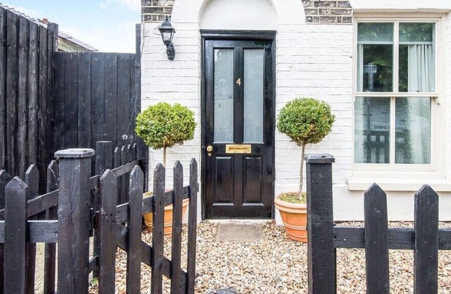 Victorian townhouse in heart of Norwich Cafe Society