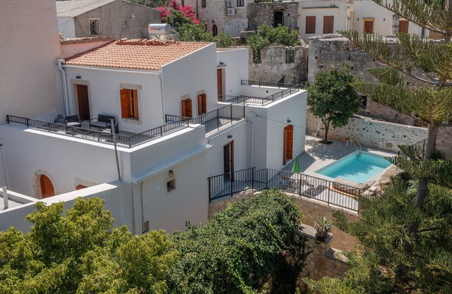 View Mare Maroulas,pool,Near tavern & minimarket