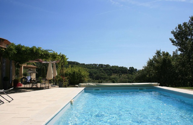VILLA 180 m2 with swimming pool on 3500 m2 of land stunning views