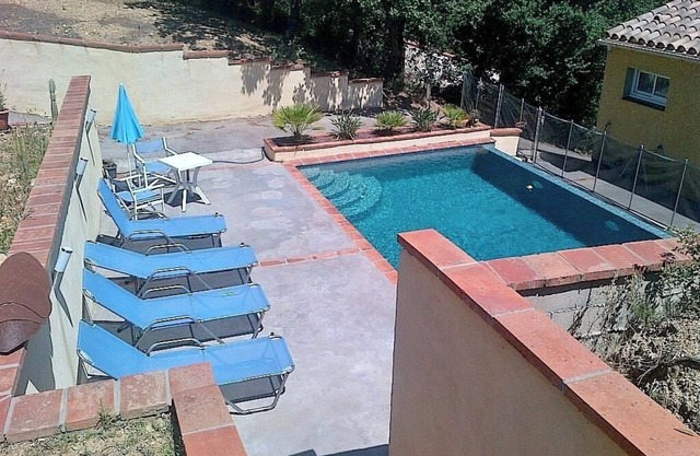 Villa 4 bedrooms, swimming pool, panoramic views, 2700m² of land, ideal for 2 families