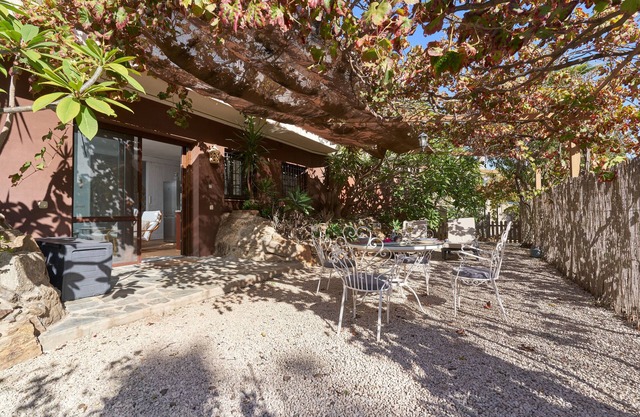 Villa 'Albaida 4 - 042' with Wi-Fi and Air Conditioning