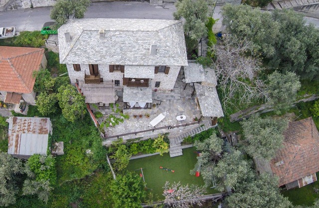 Villa Amanti, a Charming Traditional Old Stone House in Pelion.