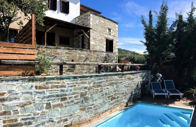 Villa Artemida - Three Bedroom Villa, Sleeps 8