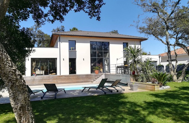 Villa Architecte Lumineuse à 350m de la Plage Avec Piscine Chauffée