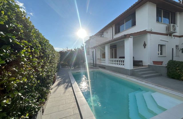 Villa Avec Piscine a 900m de la mer