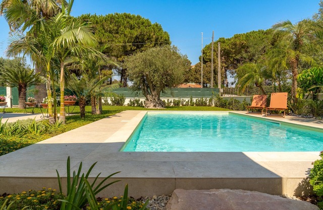 Villa Bali with Pool by Wonderful Italy