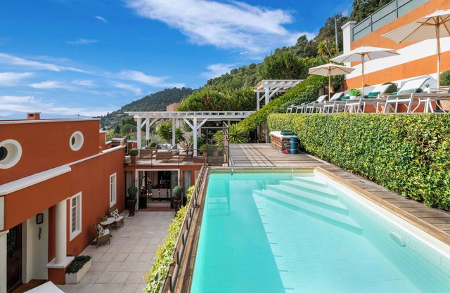 Villa Belle vue - 5 bedrooms, pool, 5 min walk to town