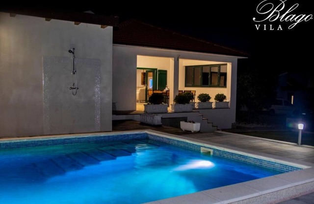 Villa Blago - Villa with Swimming Pool