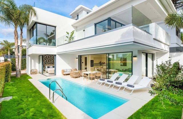 Villa Bohemio Bella - Four Bedroom Villa, Sleeps 10