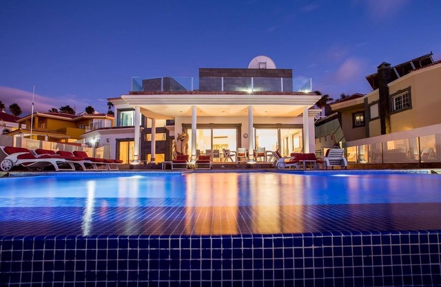 Villa "Casa Bella Vista" with Sea View, Pool, Whirlpool, Sauna, Wi-Fi, A/C, Balcony & Terrace
