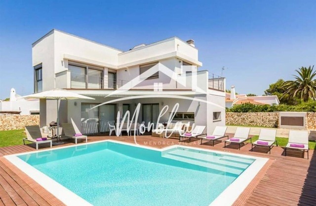 Villa "Colom" with Private Pool, 2 Private Terraces & Wi-Fi