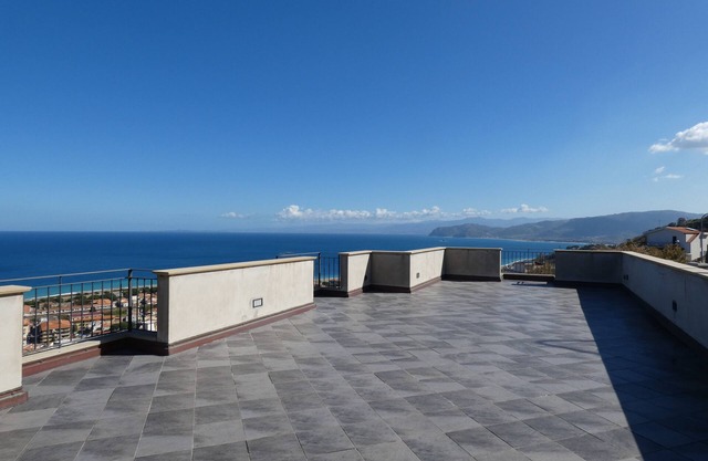 Villa con vista sulle Isole Eolie