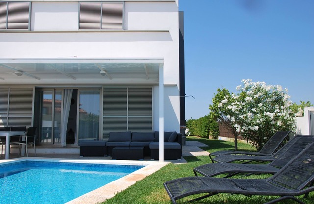 VILLA ENCINA PARA8PERS+PISCINA IND.VISTA AL MAR-IDEAL FAMILIA-A600MTRS DE PLAYAS