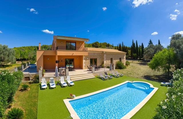 Villa Es Garrover