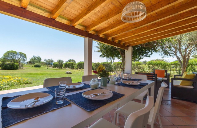 Villa 'Fabio' with Sea View, Wi-Fi and Air Conditioning