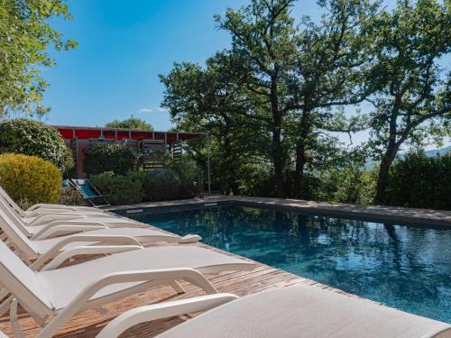 Villa face au Mont Bouquet