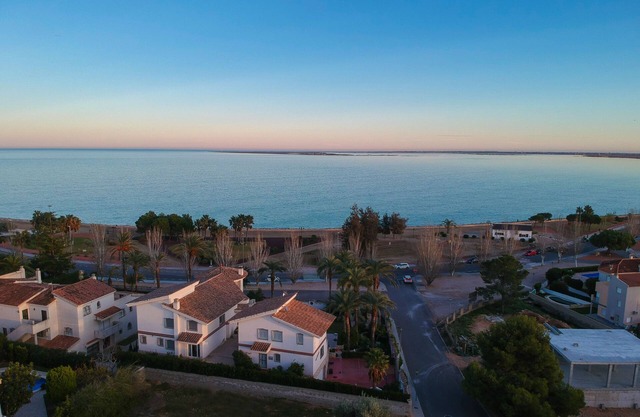 Villa facing the Sea L'Ampolla IV