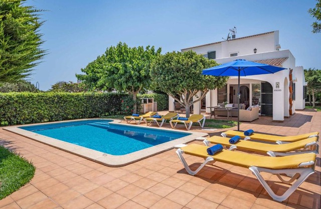 Villa Flores Blanes