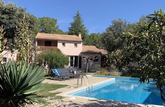 Villa for YOUR HOLIDAYS at the foot of Mont Ventoux (new)