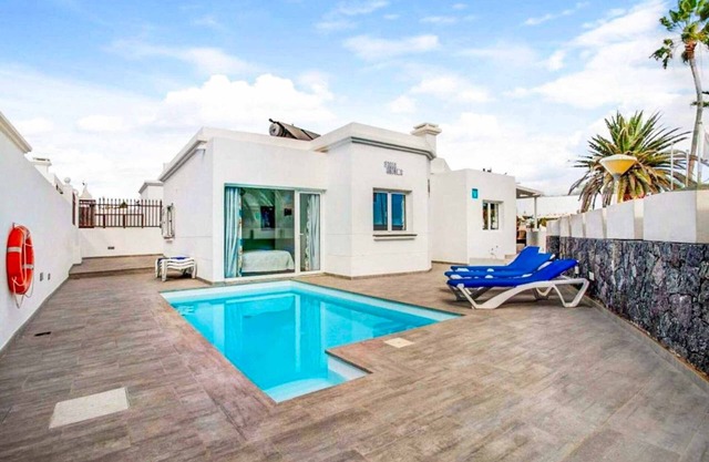 Villa Grama - Three Bedroom Villa, Sleeps 6