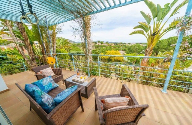 Villa Ikigai Lux, ideal familias, piscina y Aircon