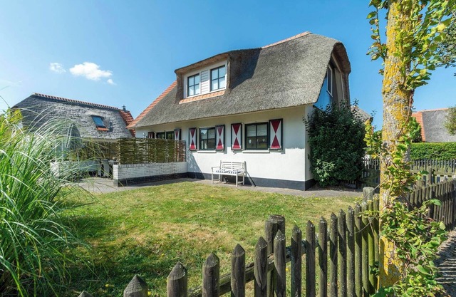 Villa in Callantsoog near the Beach