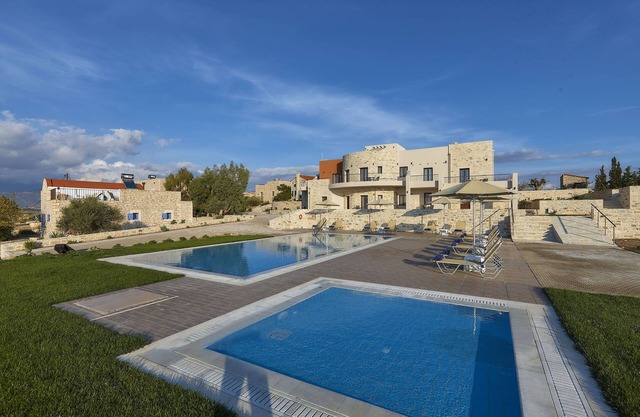 Villa in Kamilari near Kid-Friendly Beach