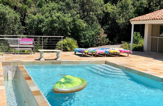 Villa in La Croix-Valmer with Sea Views