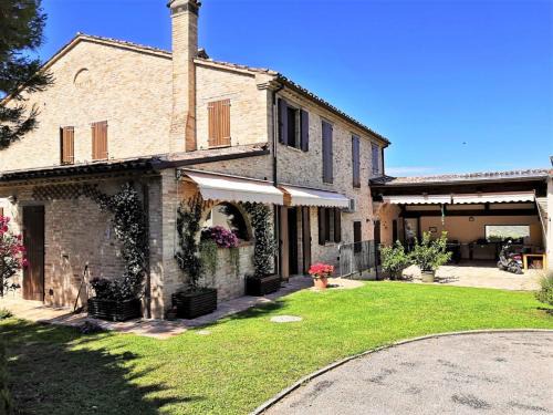 Villa in Marche with Private Pool