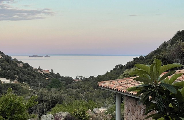 Villa in Palombaggia 800m away from the beach with 3 bedrooms and private area