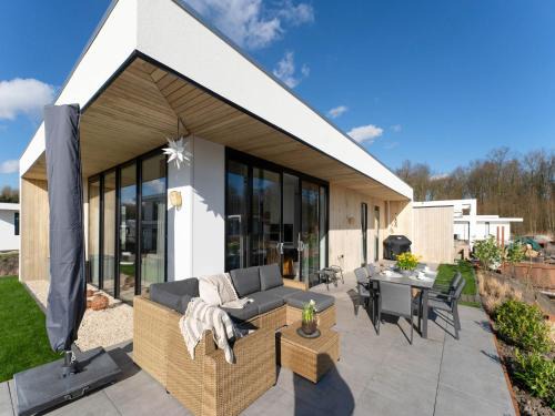 Villa in Zeewolde with Private Jetty