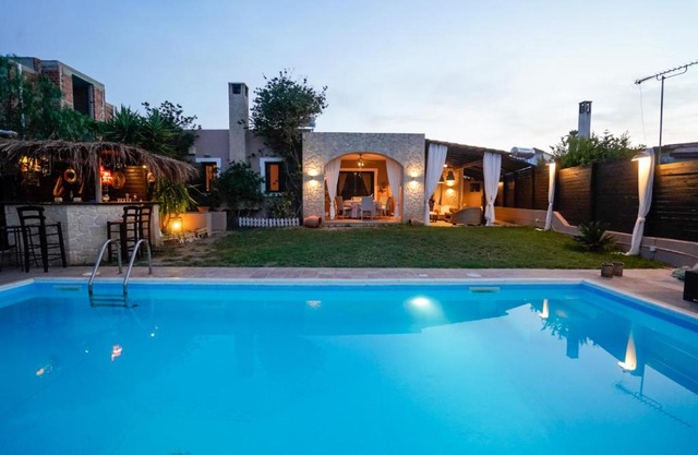 Villa Irene: Θέα πισίνα, Θέα θάλασσα