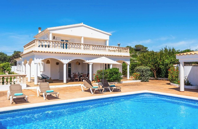 Villa Jessela - Four Bedroom Villa, Sleeps 8