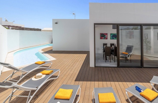 Villa JJ Beach by Villa Plus