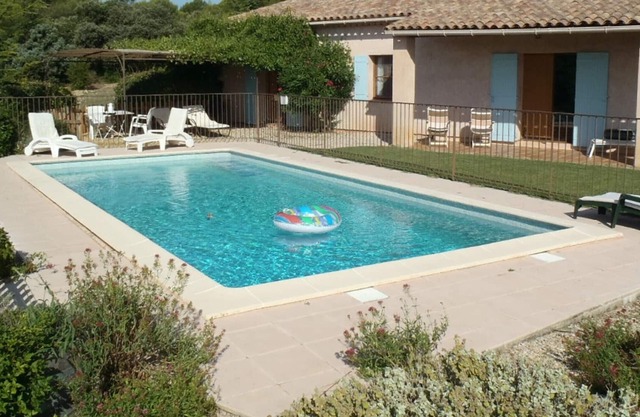 Villa Joucas, 3 bedrooms, 6 persons