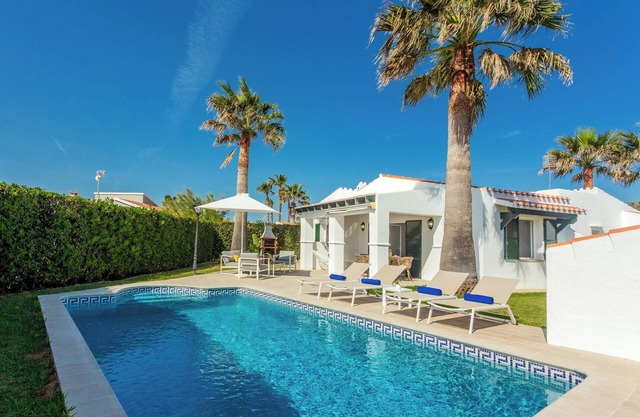 Villa Juanes with Pool, Garden & Wi-Fi
