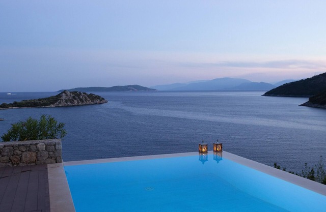 Villa Kalamos - Modern Villa in Sivota Bay with Direct Access to Sea