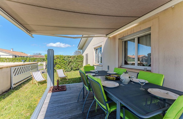 Villa 'La Plage, Les Lacs Et Le Calme' with Private Terrace, Wi-Fi and Air Conditioning